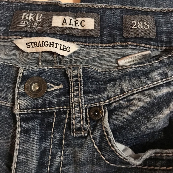 BKE - Picture 2 of 3